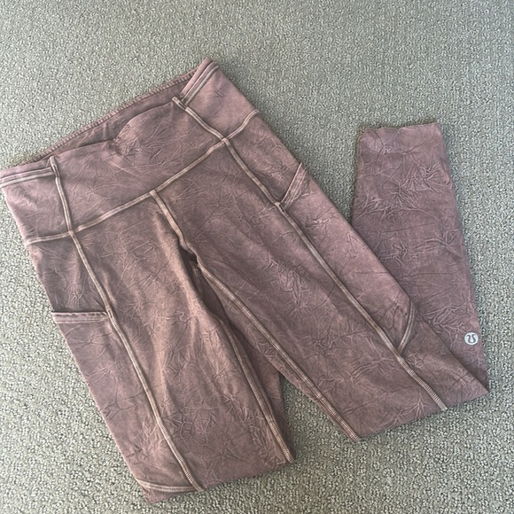 Lululemon tights - Picture 3 of 4